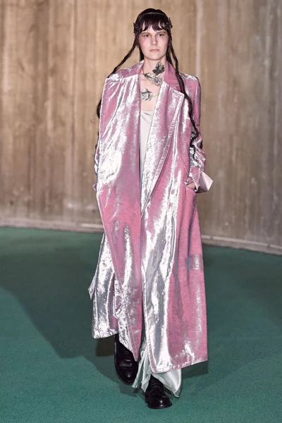 Look 35